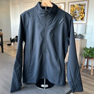 BRAND NEW Mizuno Jacket for Women Size Medium!
